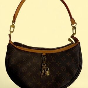 Leather Crescent Shoulder Bag in Brown